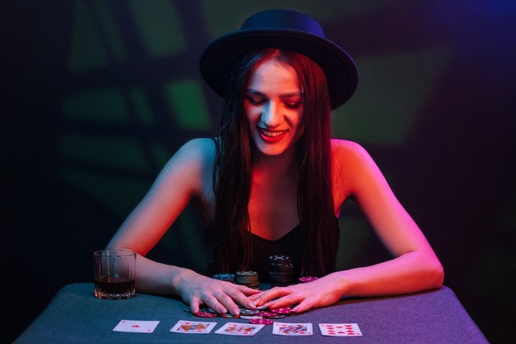 kantorbola77 mobile app interface displaying live-dealer blackjack table